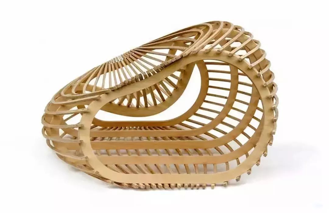 的柱子和屋顶中密度纤维板也可以用来做护墙板,你知道他的弯曲工艺吗?