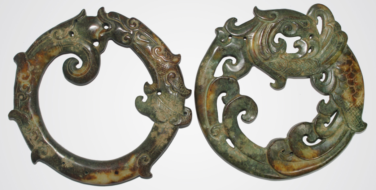 战国时期精品:《龙凤纹玉环》一对