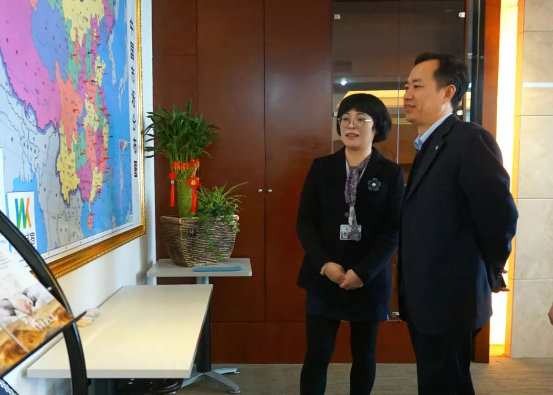 书记,管委会常务副主任赵卫朋,办公室主任许晓晖,人事劳动局局长孙可