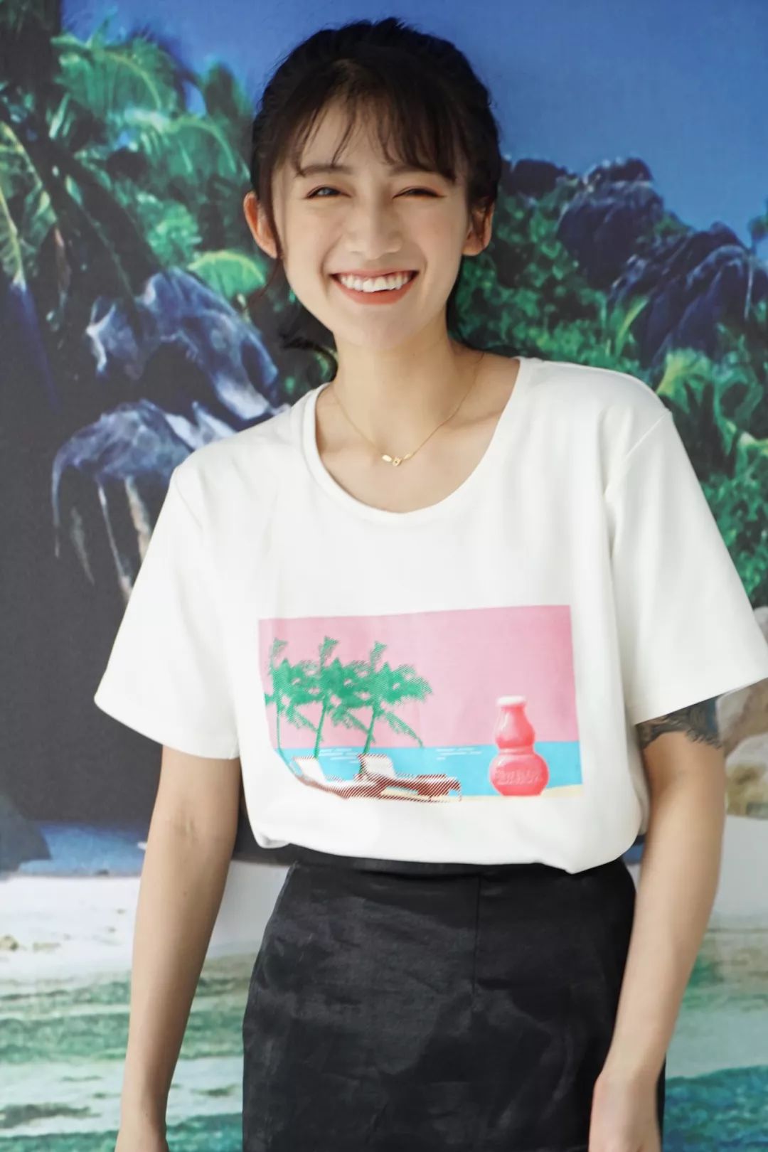 李诞讨厌的这种穆勒鞋,他老婆黑尾酱不也照常穿.