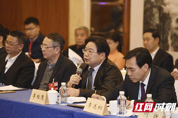 省政府工作报告引热议②|政协委员:"掌声中感受对工