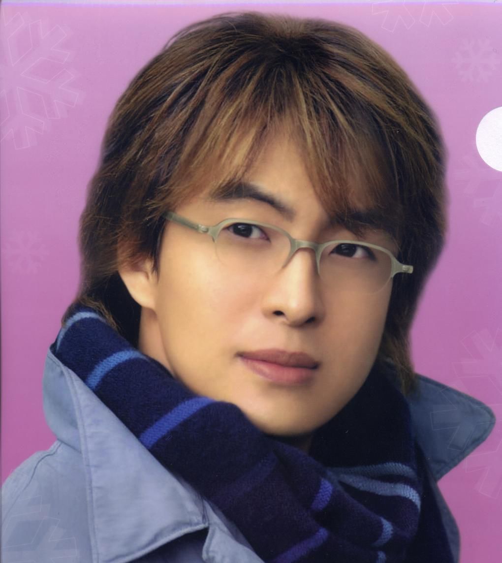 《冬季恋歌》和《情定大饭店》必定会被裴勇俊牵动,还记得当年在大学