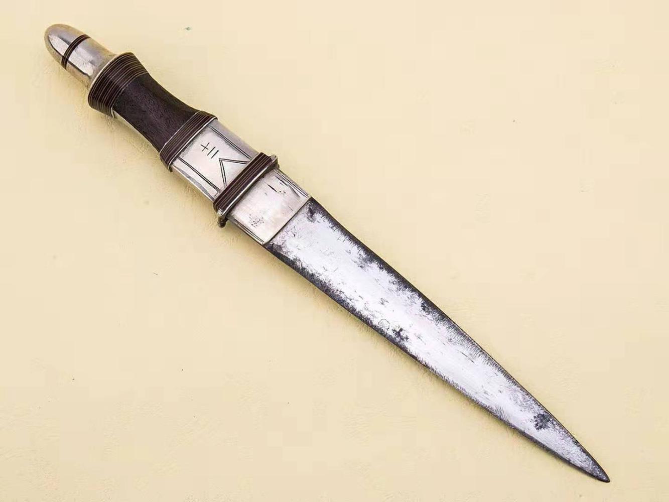 精美,品相出众--法国小剑