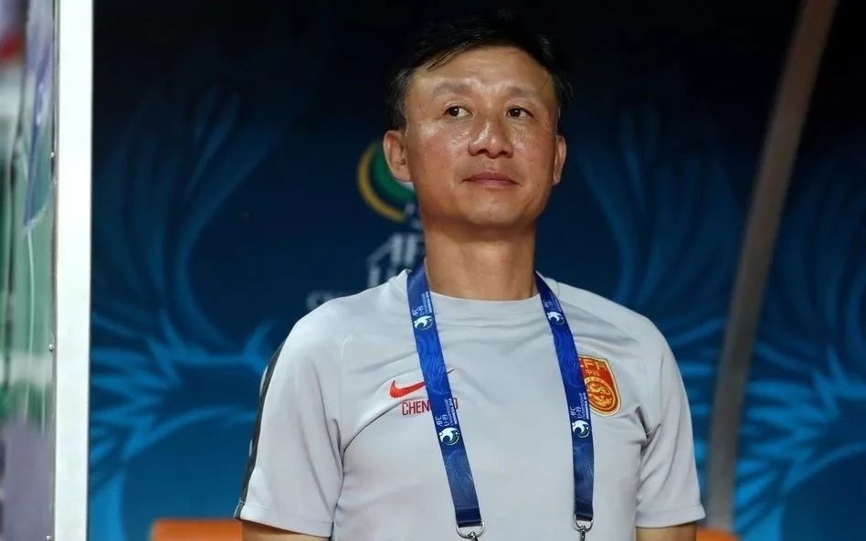 体坛:成耀东离开99年龄段国青帅位,返回上海上港