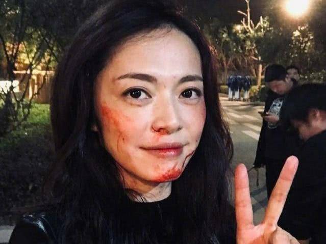 女星鲜血伤效妆谁最逼真杨颖第八刘亦菲第二她真的惨不忍睹