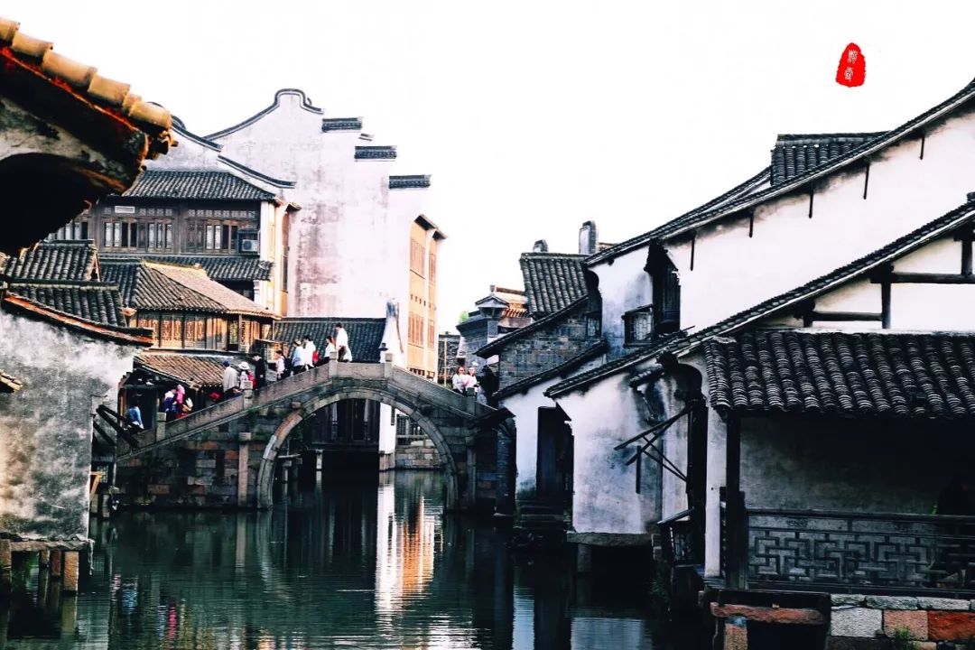 古镇情怀,流水江南,烟笼人家,最适合情侣的26个古镇