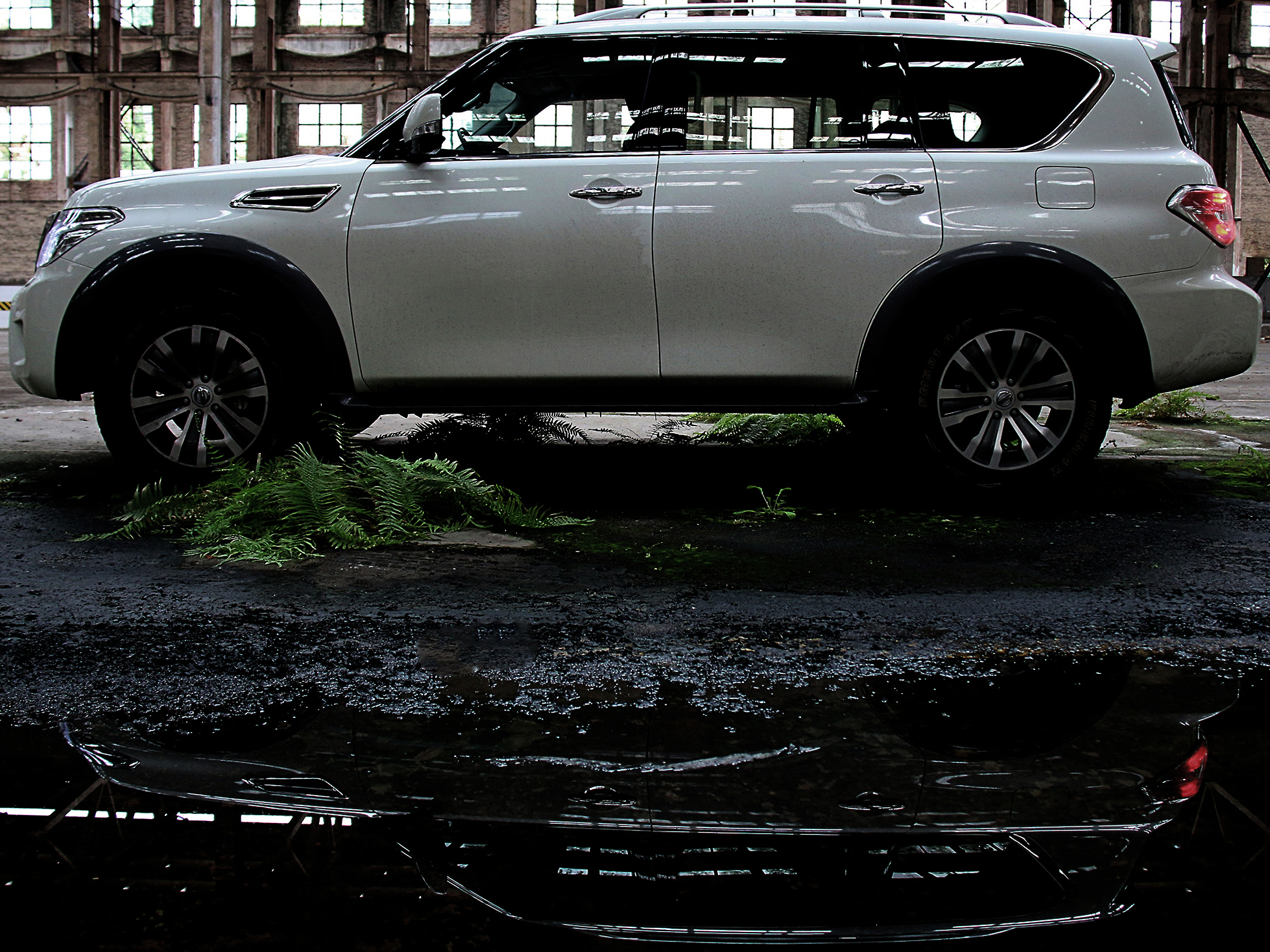 帅炸!途乐爆改阿曼达包围