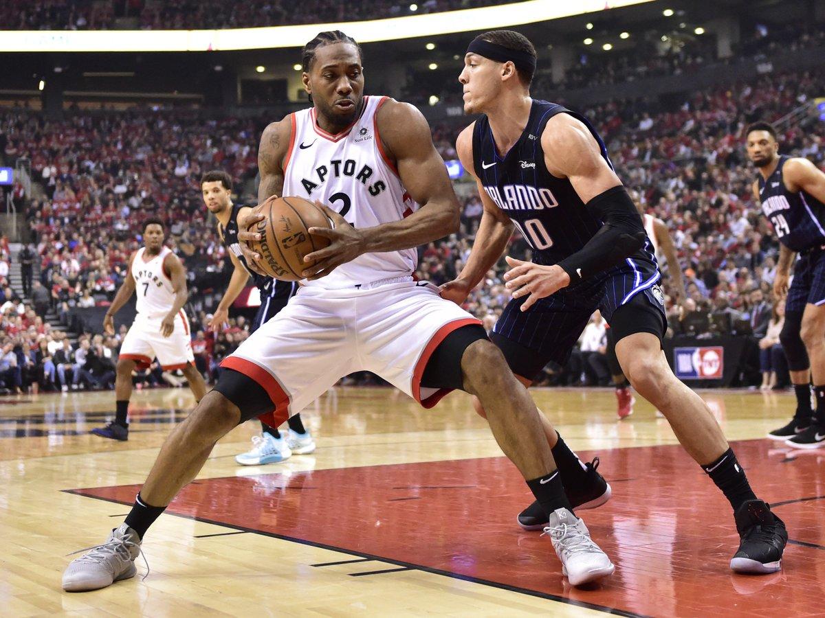 伦纳德砍下32分率快船逆转太阳末节爆发防守制胜引热议