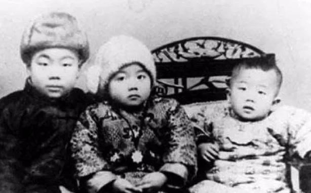 一生清贫，却在95岁高龄为国捐出3500万，她才是最应该刷屏的明星！__凤凰网