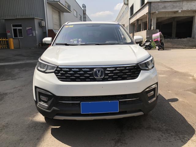 长安cs55白色手动挡车主用车感受分享来一波!