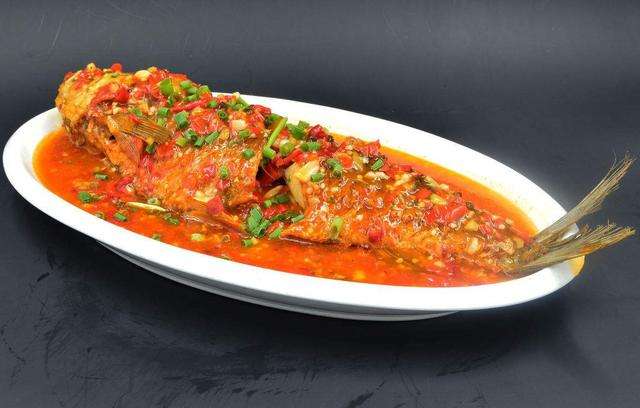 常德安乡味道鲜美,肉质细嫩的珊珀湖草鱼,等你来体验!__凤凰网