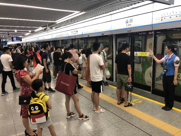 加班族利好下周一起深圳地铁1号线工作日夜间加开两对区间列车