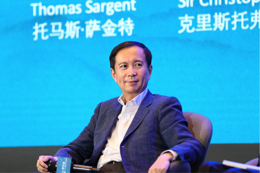 阿里CEO张勇对话经济学诺奖得主：平台是所有参与者共同的平台_凤凰网