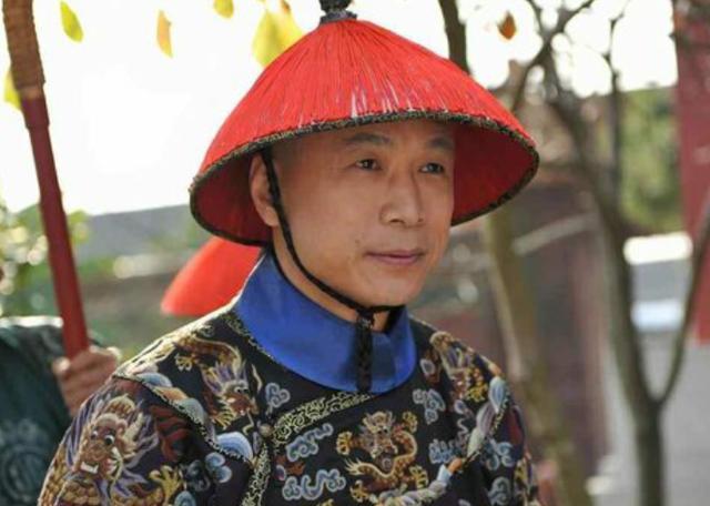 由于《甄嬛传》大火,所以大家对苏培盛这个角色都非常熟悉,但是最这位