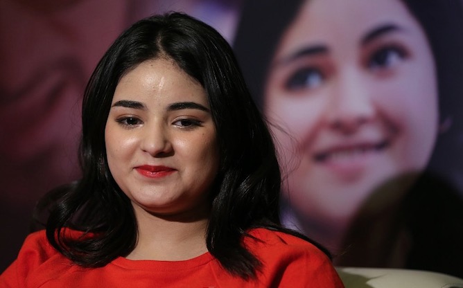 《神秘巨星》女主退出娱乐圈,她首部电影《摔跤吧爸爸》破10亿__凤凰