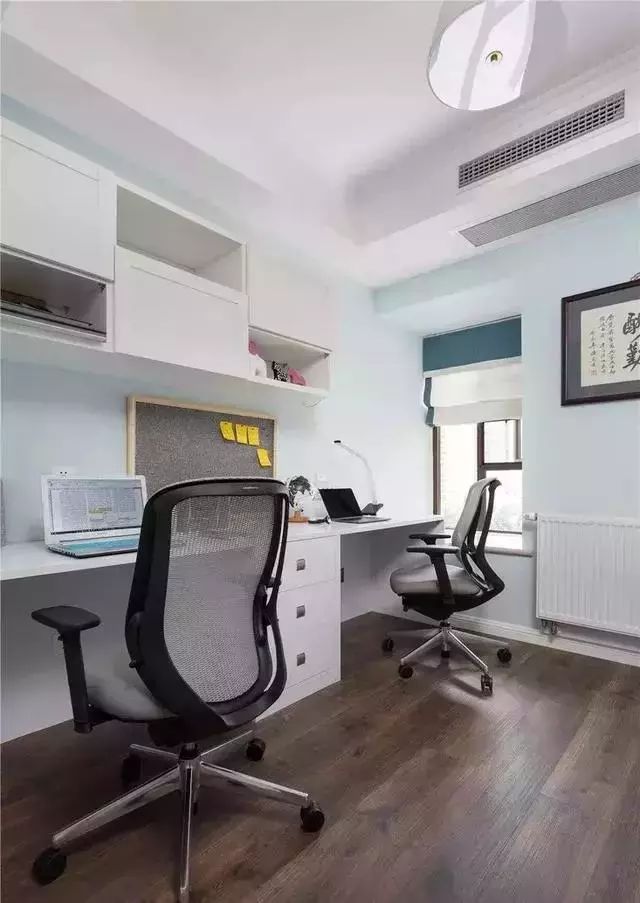 126㎡美式四居室，浅蓝色和白色为基调，舒适又大气