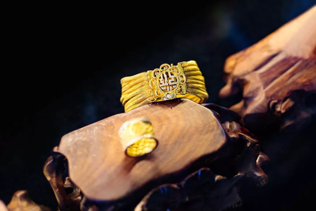 穿越时空的千载技艺东方珠宝华耀卢浮中国皇家珠宝前世今生展绽放世界