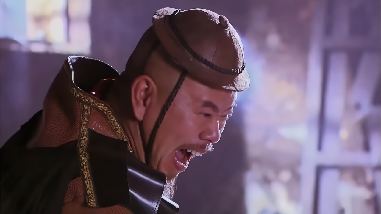 钟馗闻到狼妖味道,立马和师弟赶去斩妖,不料追打半天竟是程门雪